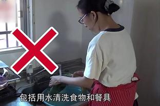 Trương Trấn Lân mặc áo Ngôi Sao Tụ Hội 22 năm: Quần áo còn chưa giặt, trả lời giản dị không?